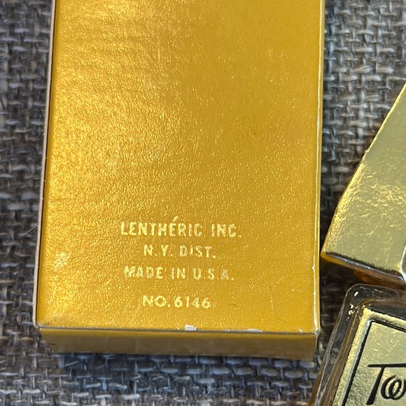 Vintage Gold Tweed Fragrance by Lentheric - Picture 4 of 5